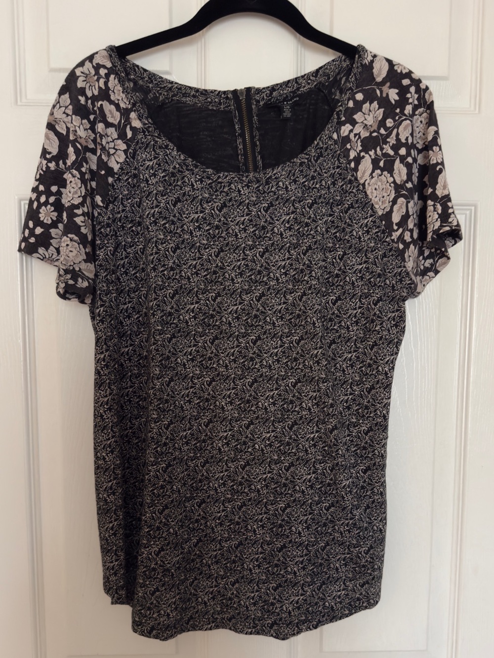 Lucky Brand Black and Cream Colors Floral Top